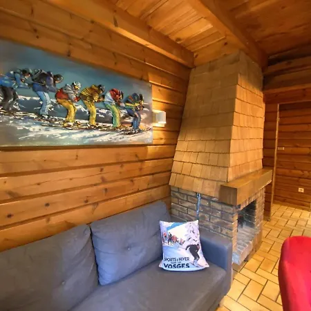 Le Skieur En Bois