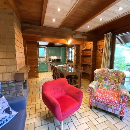 Chalet Le Skieur En Bois