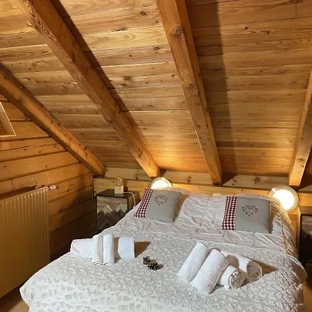 Chalet Le Skieur En Bois *
