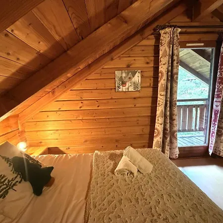 Le Skieur En Bois
