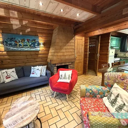 Le Skieur En Bois La Bresse