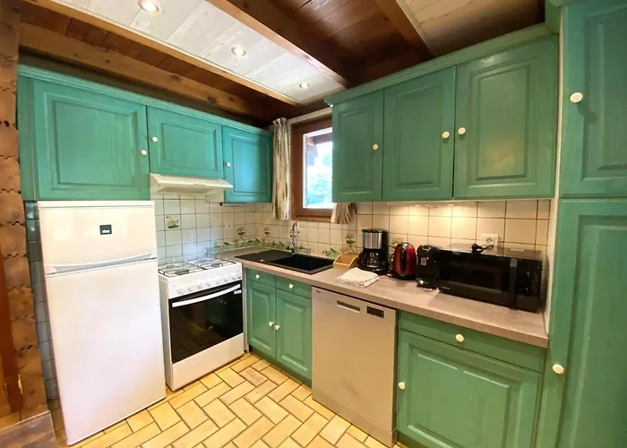 Le Skieur En Bois La Bresse