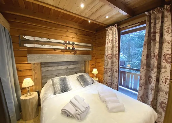 Le Skieur En Bois Horská chata